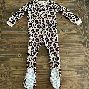 Kids PJ PLACE Leopard Print Fleece Footie Pajamas Beige Black Size 4T